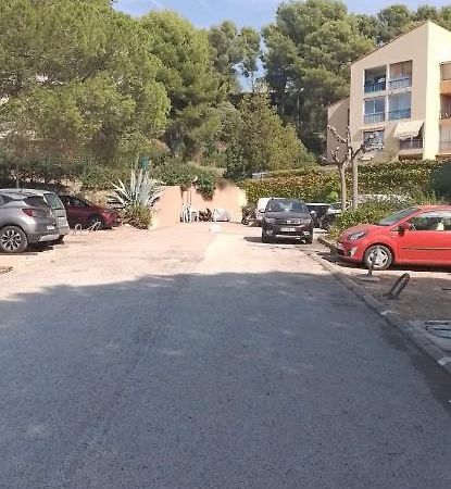 A La Semaine Ou Au Jour / Location Studio Meuble 30M² Λα Σιοτά Εξωτερικό φωτογραφία
