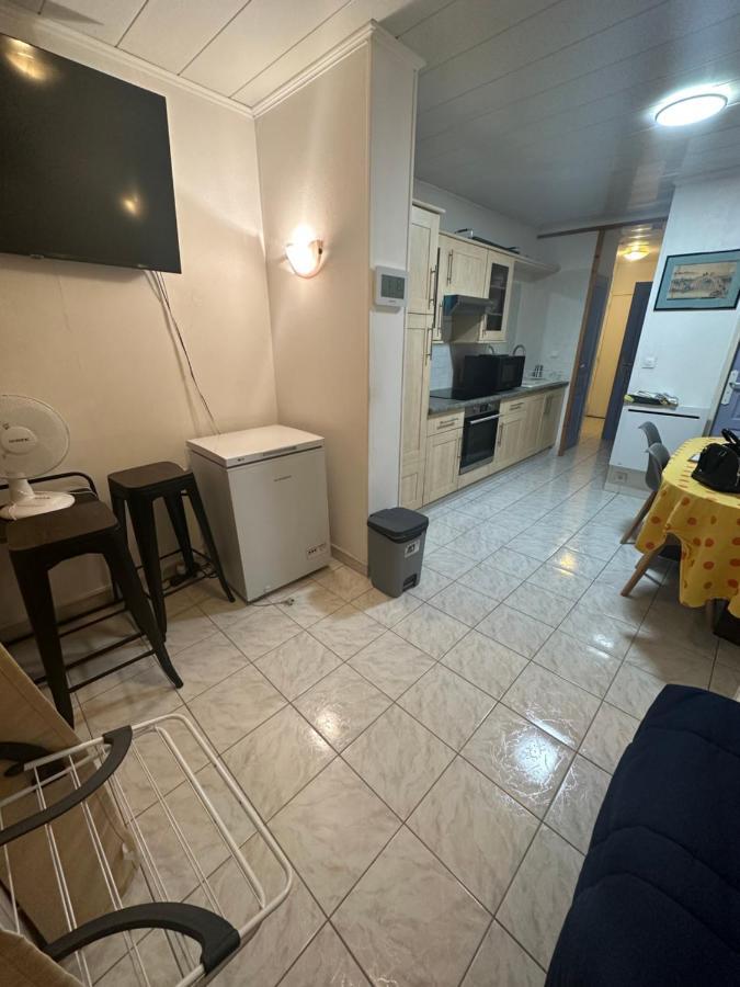 A La Semaine Ou Au Jour / Location Studio Meuble 30M² Λα Σιοτά Εξωτερικό φωτογραφία